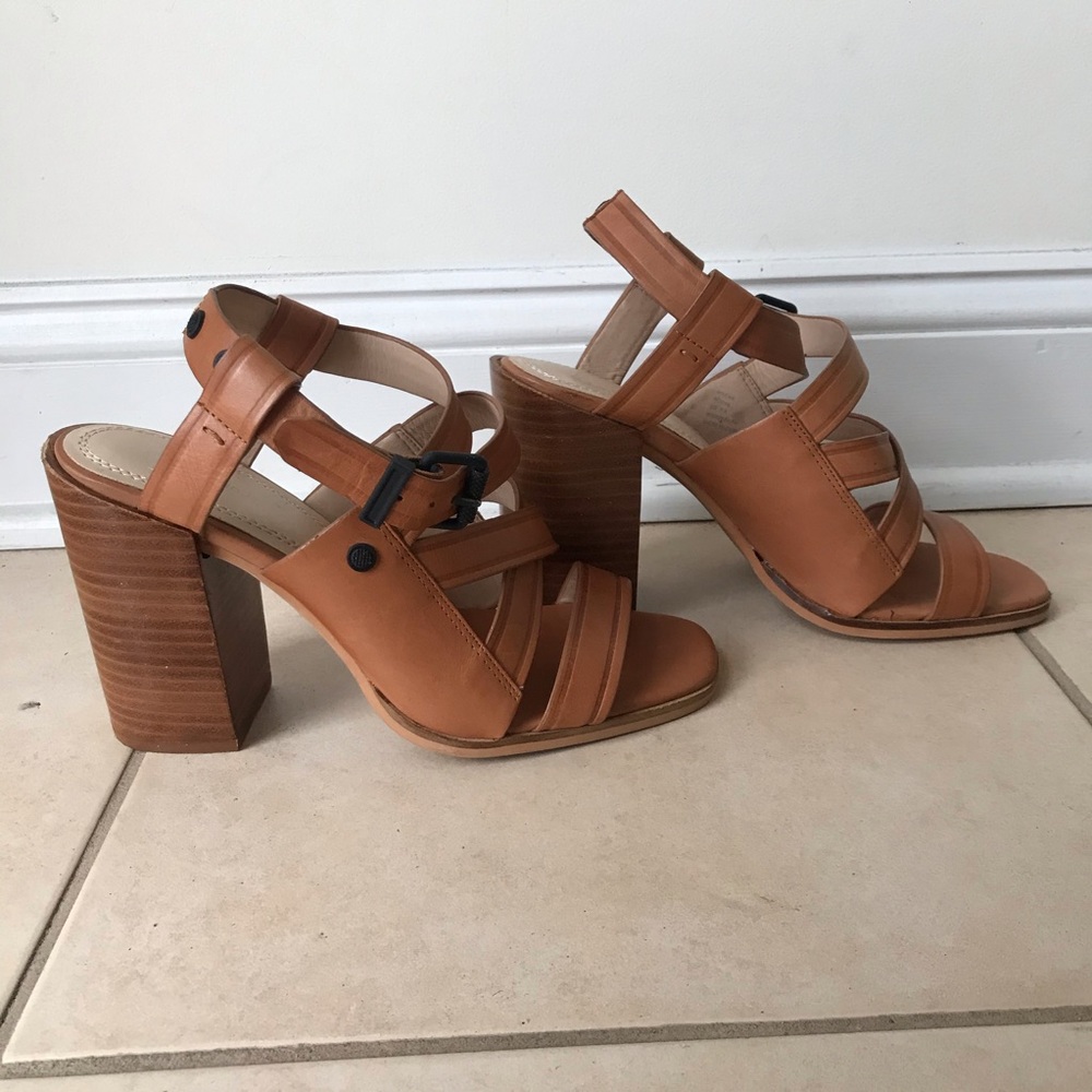 Calvin Klein Jeans Tan Sandals